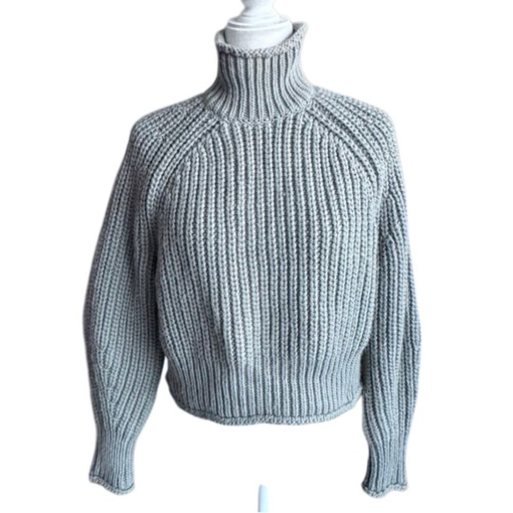 H&M Pullover Sweater Chunky Cropped Sage Green SZ S - Picture 12 of 12